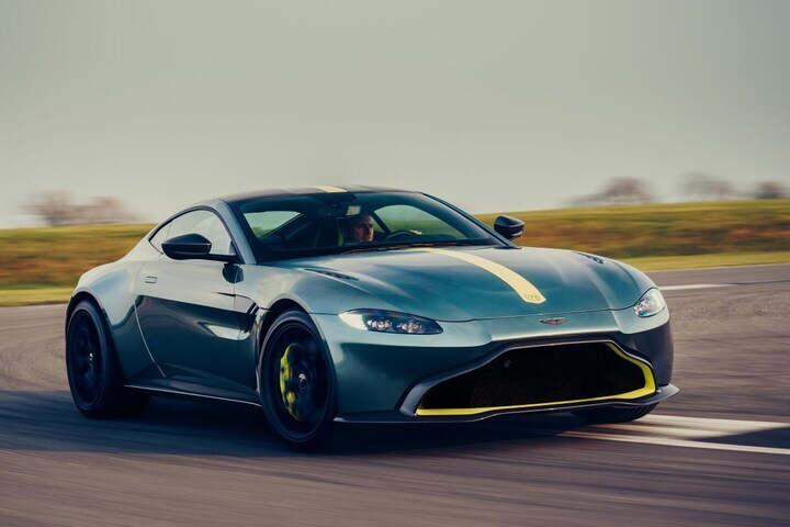 Aston Martin AMR Pro handbak