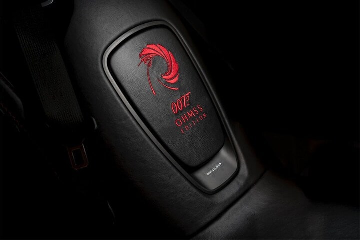 Aston Martin DBS Superleggera OHMSS Edition