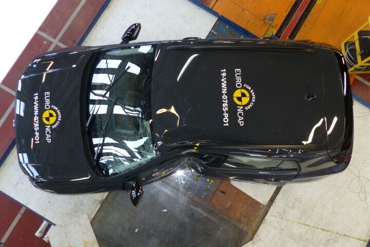 EuroNCAP Corolla Clio RAV4 E-tron Mazda 3 T-Cross 