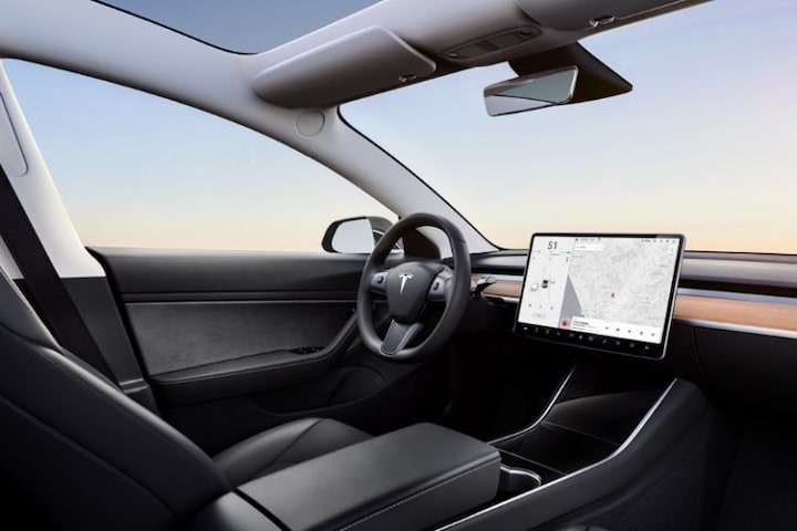 Tesla Model 3 back to basics