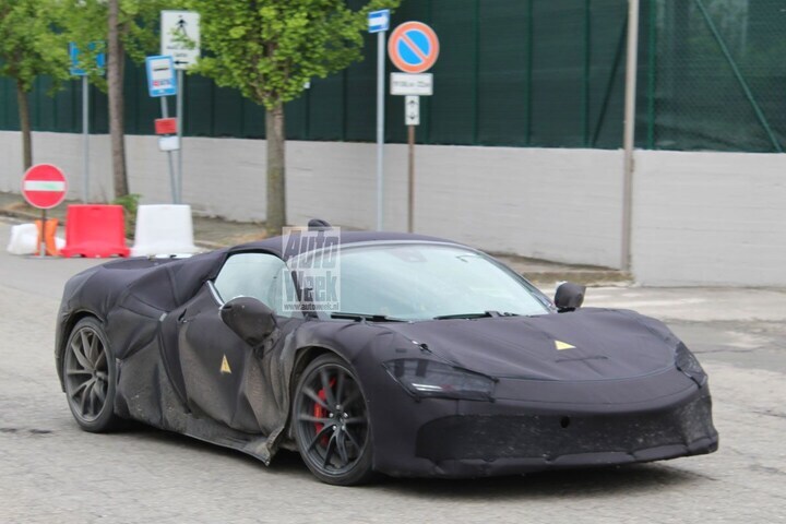Ferrari Hybrid spyshots