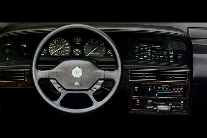 De Tweeling: Ford Thunderbird - Mercury Cougar