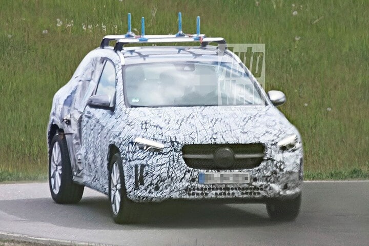 Spyshots Mercedes-Benz GLA