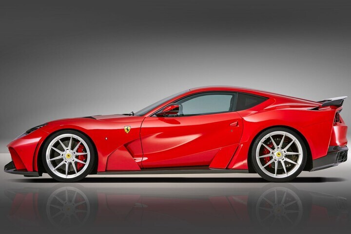 Ferrari 812 Superfast N-Largo