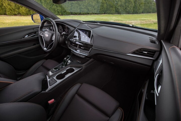 Cadillac CT4-V
