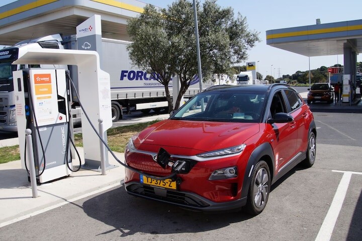 Honda Kona Electric EV Elektrisch stekkeren vakant