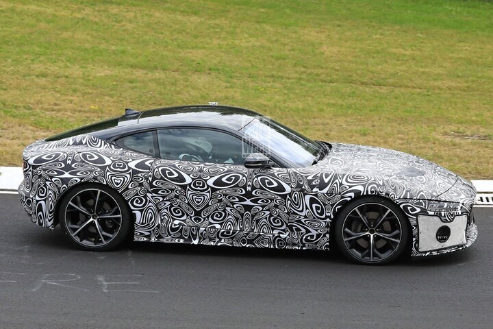 Spyshots Jaguar F-Type 2020