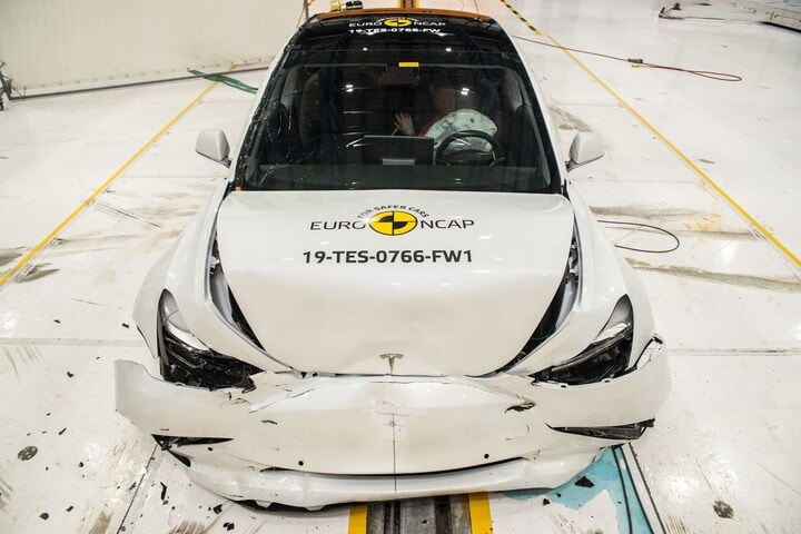 EuroNcap Model 3 Ceed GLE Scala DS 3 Crossback 