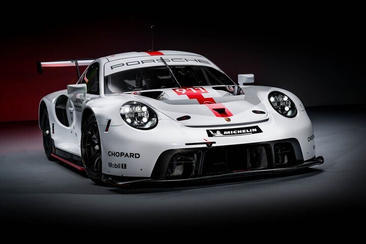 Porsche 911 RSR
