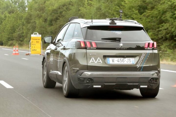 Peugeot 3008 AVA autonoom Franse snelweg Autoroute