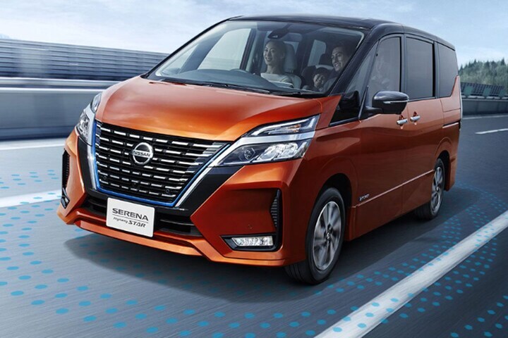 Nissan Serena facelift