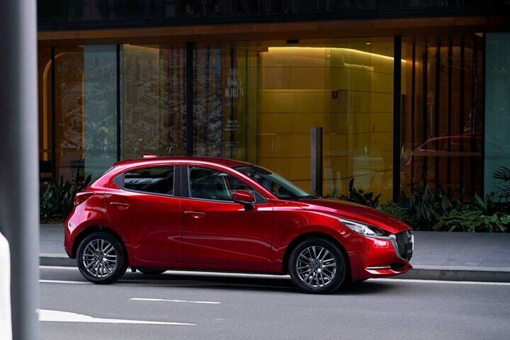 Mazda 2 facelift