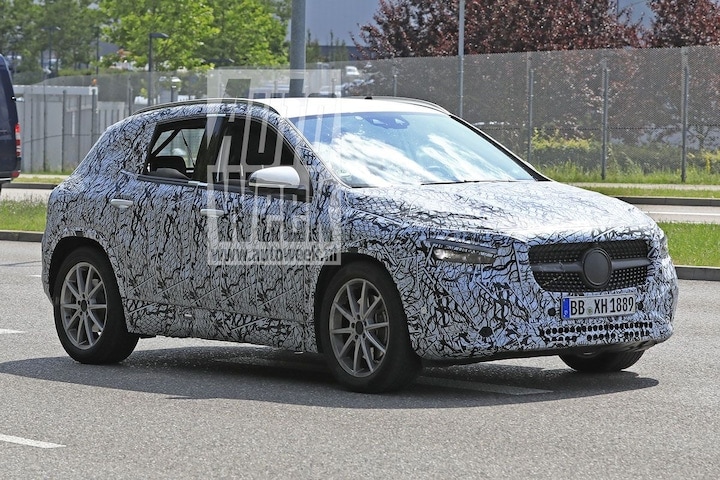 Spyshots Mercedes-Benz GLA