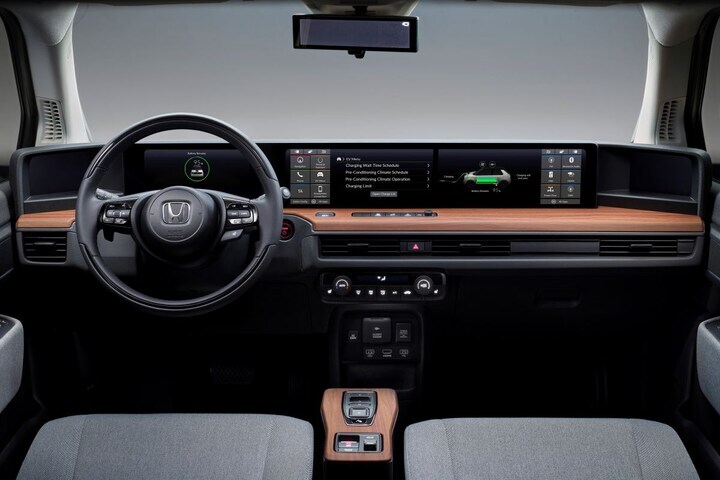 Honda E dashboard