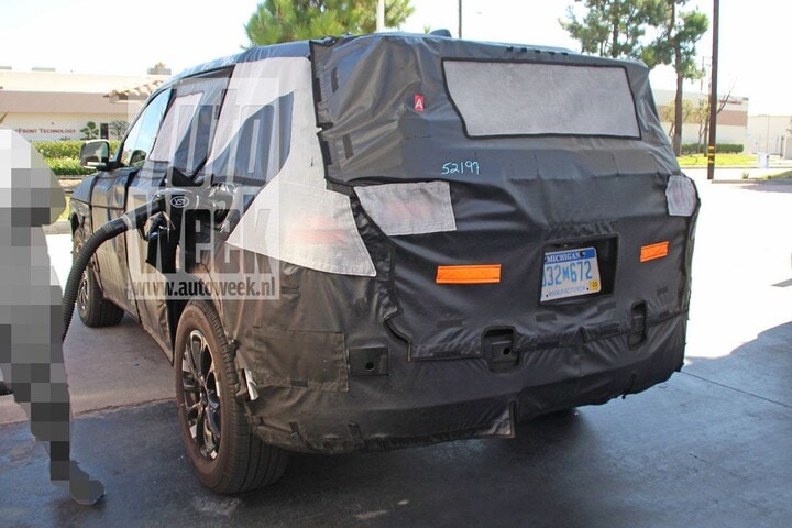 Jeep Grand Cherokee spyshots