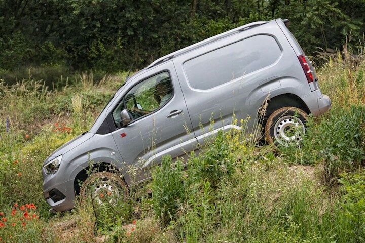 Opel Combo 4X4 Dangel