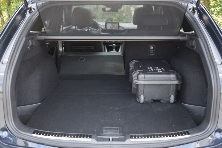 Mazda 6 Sportbreak SkyActiv G-165 Signature