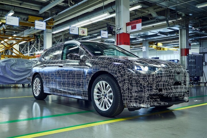 BMW iNext productie