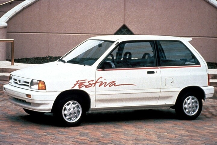 De Tweeling: Ford Festiva- Mazda 121 - Kia Pride -