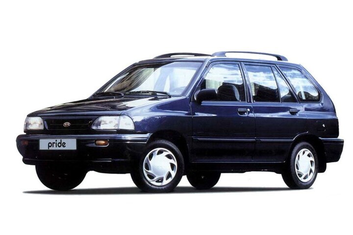 De Tweeling: Ford Festiva- Mazda 121 - Kia Pride -