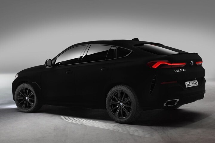 BMW X6 VantaBlack