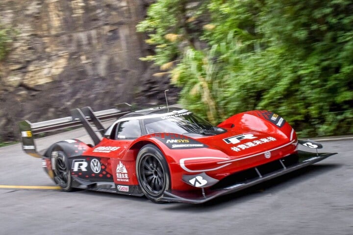 Volkswagen ID.R Tianmen record