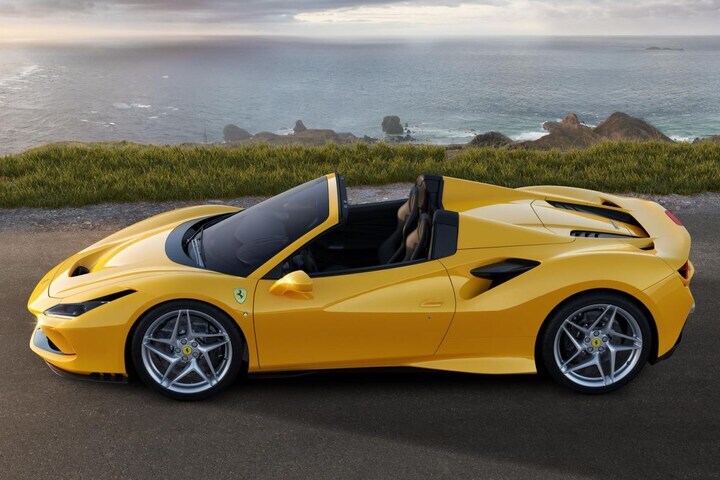 Ferrari F8 Spider
