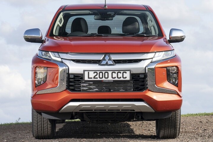 Facelift Friday: Mitsubishi L200