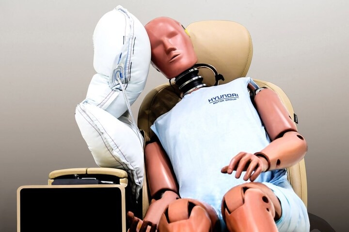 Airbag ongeluk Hyundai zijdeling crash