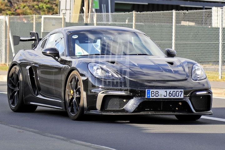Porsche 718 Cayman GT4 RS spyshots