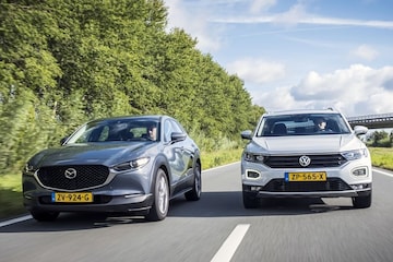 Mazda CX-30 Volkswagen T-Roc Cross-over SUV