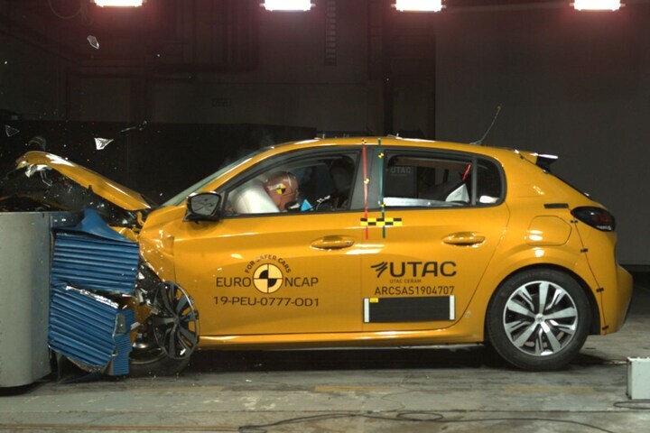 EuroNcap Peugeot 208