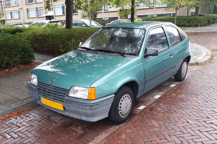 In het wild Opel Kadett E