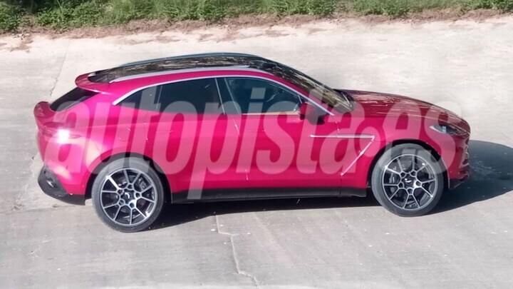 Aston Martin DBX