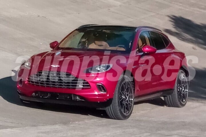 Aston Martin DBX