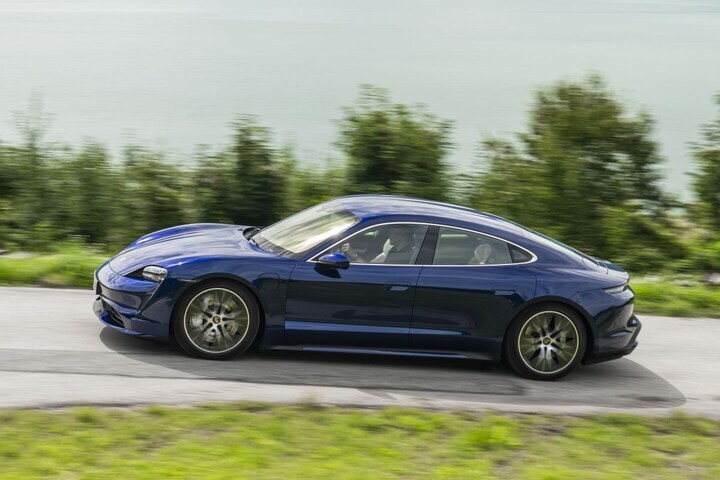 Porsche Taycan Turbo