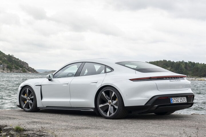 Porsche Taycan Turbo S