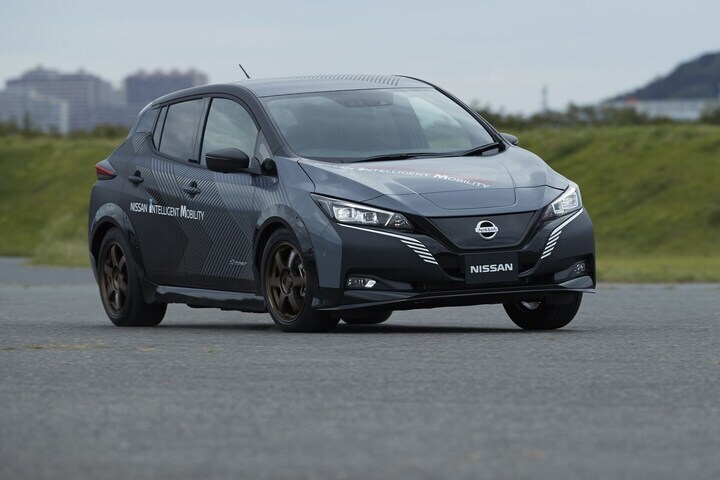 Nissan Leaf Intelligent Mobility