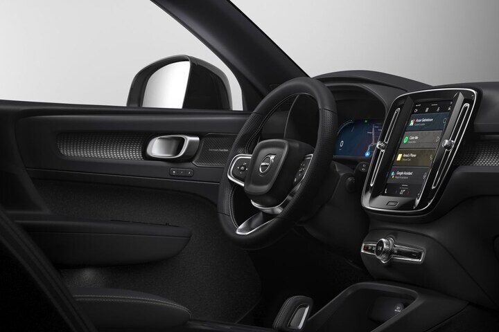 Volvo XC40 Recharge P8