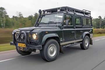 Land Rover Defender klokje rond