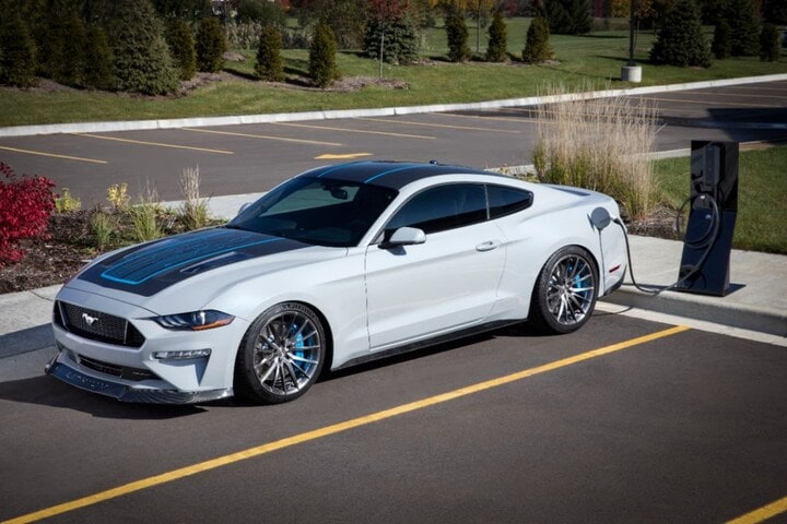 Ford Mustang Lithium