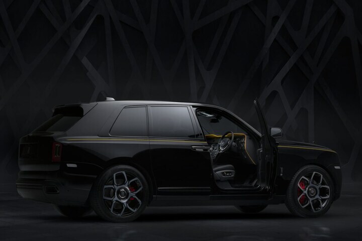 Rolls-Royce Cullinan Black Badge