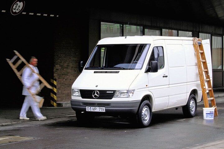 Facelift Friday: Mercedes-Benz Sprinter