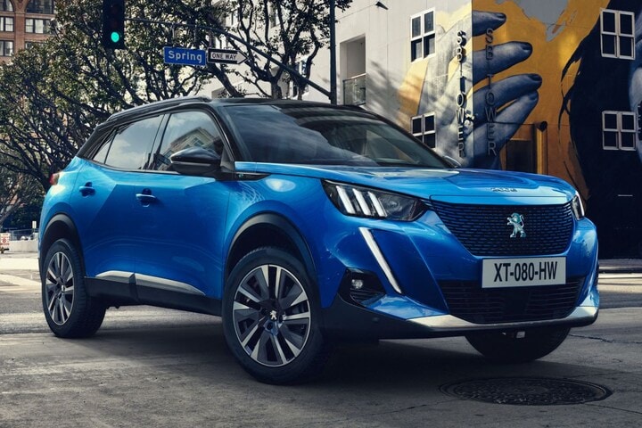Peugeot e-2008