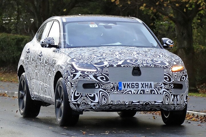 Jaguar E-Pace facelift spyshots