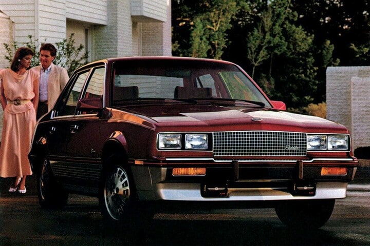 De Tweeling: GM J-body Opel Ascona Cadillac Cimmar
