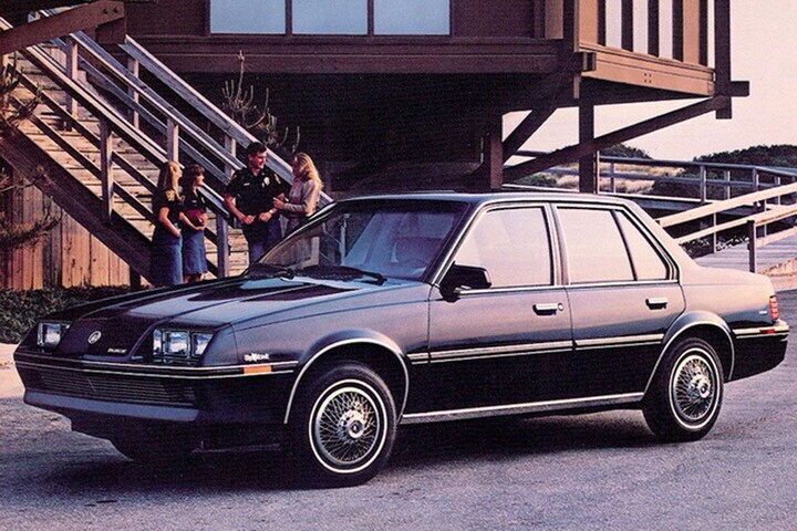 De Tweeling: GM J-body Opel Ascona Cadillac Cimmar
