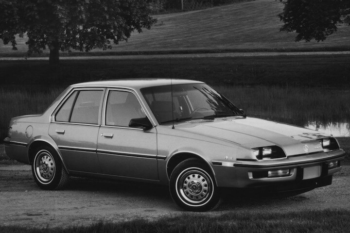 De Tweeling: GM J-body Opel Ascona Cadillac Cimmar