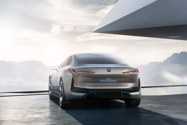 BMW i4