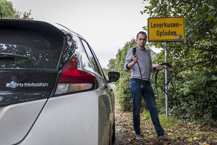 Opladen laden elektrische auto Duitsland Leaf